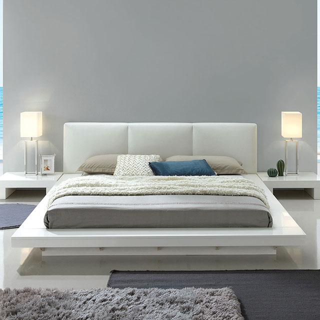 Christie Glossy White Cal.King Bed